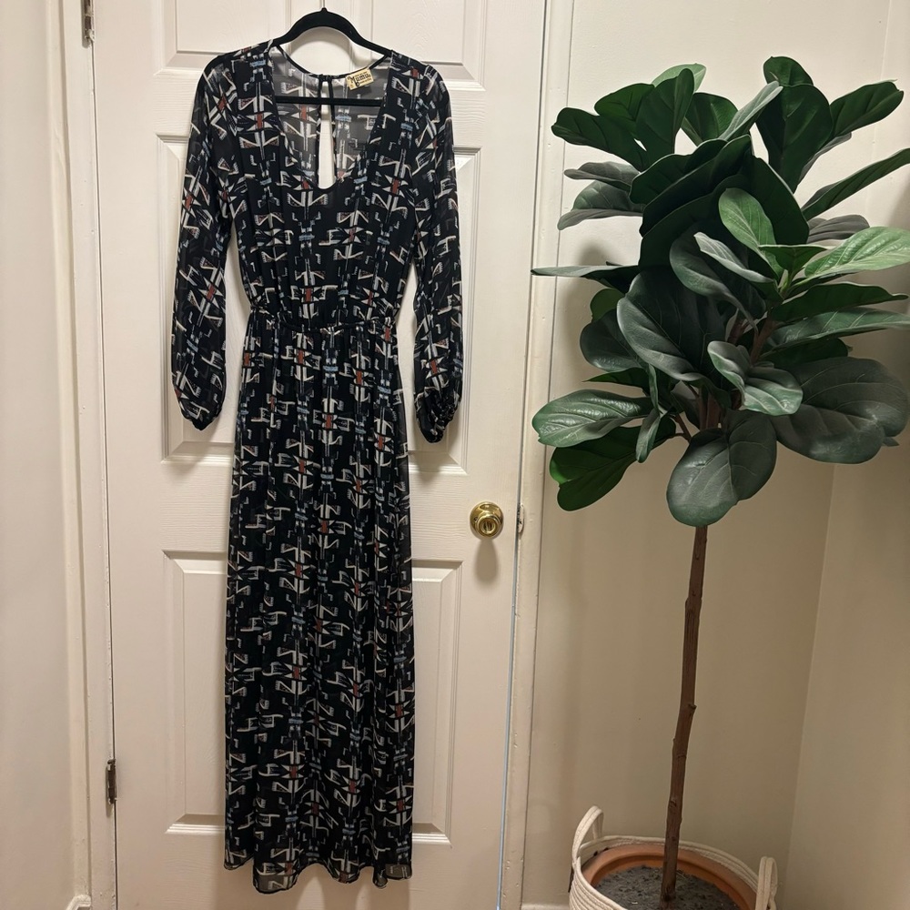 Show me your mini maxi, M